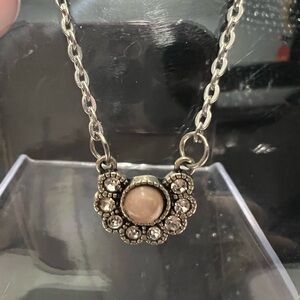 Elegant Vintage Inspired Necklace